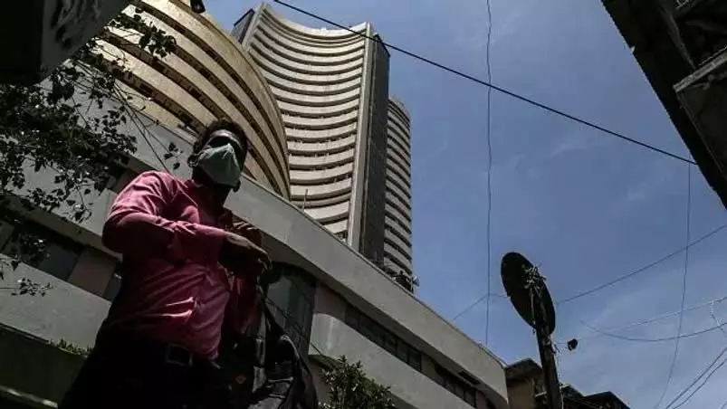 सेंसेक्स 176 अंक की गिरावट के साथ बंद, वेदांता के शेयर 3 प्रतिशत से अधिक लुढ़के सेंसेक्स 176 अंक की गिरावट के साथ बंद, वेदांता के शेयर 3 प्रतिशत से अधिक लुढ़के