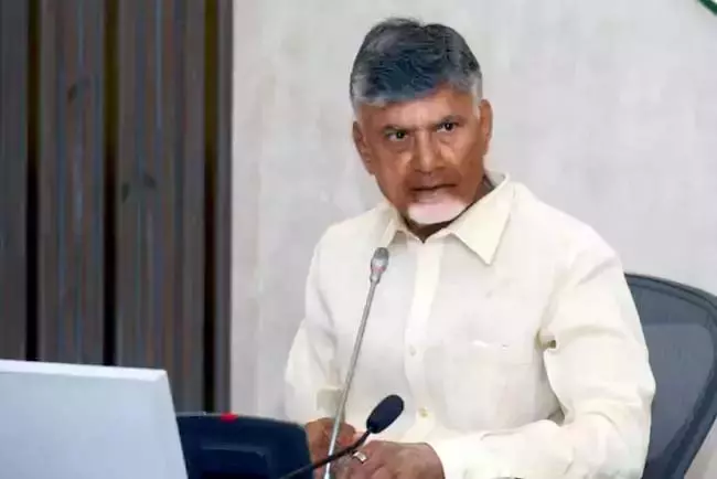 200 कंपनियों को ईमेल YSRCP की साजिशों पर सीएम चंद्रबाबू नाराज 200 कंपनियों को ईमेल YSRCP की साजिशों पर सीएम चंद्रबाबू नाराज