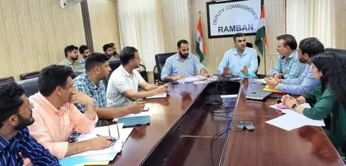 DC ने RDD के तहत कैपेक्स योजना की तैयारी की समीक्षा की DC ने RDD के तहत कैपेक्स योजना की तैयारी की समीक्षा की