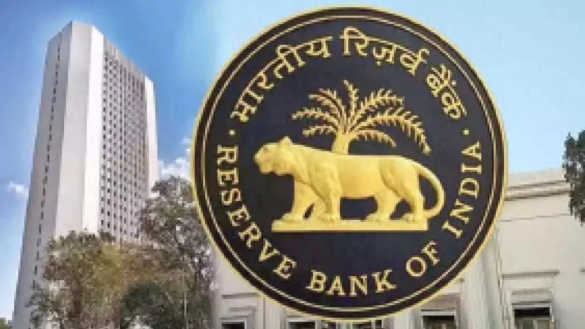 RBI फ्लोटिंग रेट सेविंग बॉन्ड 2025: 8.05% ब्याज दर के साथ सुरक्षित निवेश विकल्प RBI फ्लोटिंग रेट सेविंग बॉन्ड 2025: 8.05% ब्याज दर के साथ सुरक्षित निवेश विकल्प