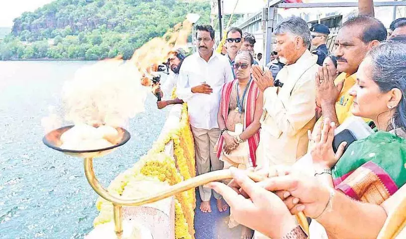 Banakachar से तेलंगाना को कोई नुकसान नहीं Banakachar से तेलंगाना को कोई नुकसान नहीं