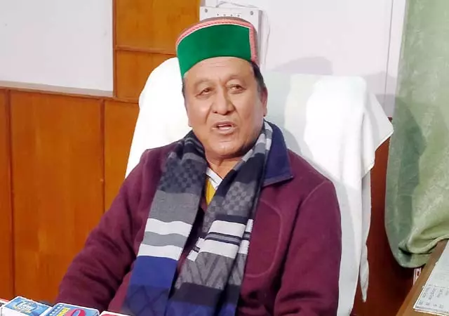 रील रानी, रियल अनुपस्थिति: कंगना पर मंत्री नेगी का तंज रील रानी, रियल अनुपस्थिति: कंगना पर मंत्री नेगी का तंज
