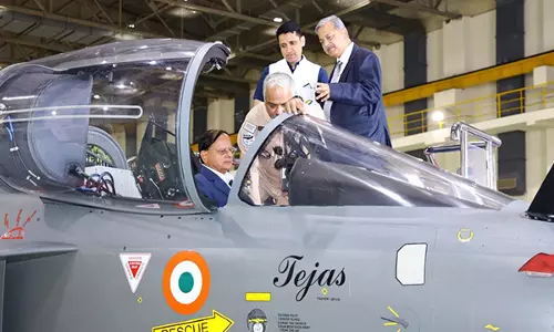 PM के प्रधान सचिव ने HAL का दौरा किया, प्रमुख स्वदेशी परियोजनाओं की समीक्षा की