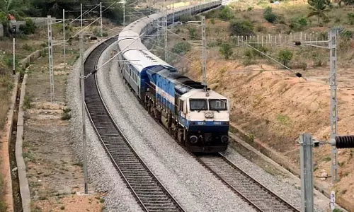 Tamil Nadu : कोयंबटूर से होकर जाने वाली प्रमुख ट्रेनें वैकल्पिक मार्गों पर चलेंगी