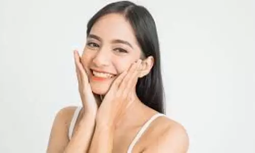 Monsoon Skin Care Tips: बारिश के मौसम में अपनी त्वचा का खास ख्याल रखना चाहते हैं, तो इन घरेलू फेस पैक का इस्तेमाल करें