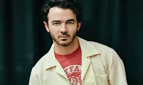 कैसे उन्होंने अपना लगभग सारा पैसा गँवा दिया, Kevin Jonas ने खुलासा किया