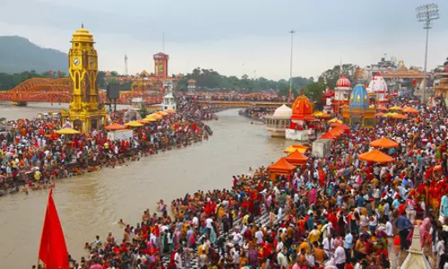 गुरु पूर्णिमा का महापर्व गुरुवार के दिन, अज्ञानता से ज्ञान की ओर ले जाने वाले गुरुओं को नमन