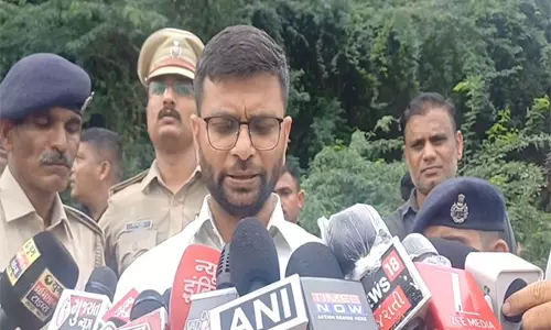 Vadodara में पुल ढहने से नौ लोगों की मौत, छह घायल: कलेक्टर अनिल धमेलिया