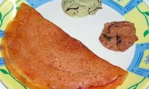 Tomato Dosa: टमाटर से बनाएं क्रिस्पी डोसा, नाश्ते में ट्राई करें ये खास रेसिपी Tomato Dosa: टमाटर से बनाएं क्रिस्पी डोसा, नाश्ते में ट्राई करें ये खास रेसिपी