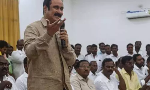 नेतृत्व विवाद के बीच PMK ने अंबुमणि को समर्थन देने की पुष्टि की
