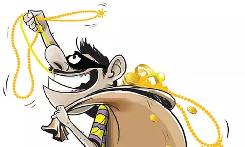 Bengaluru : ऑनलाइन जुए का आदी एक तकनीकी विशेषज्ञ पैसे के लिए चोर बन गया