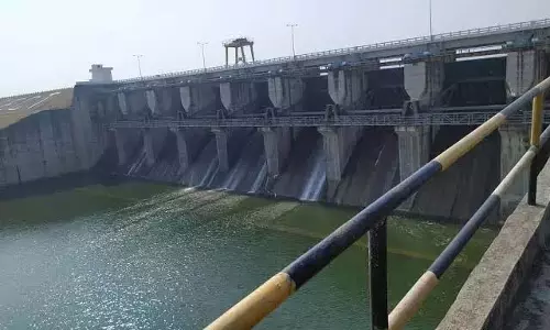 Telangana: सिंचाई अधिकारियों ने पेद्दावागु नदी के किनारे रहने वाले लोगों को सतर्क किया