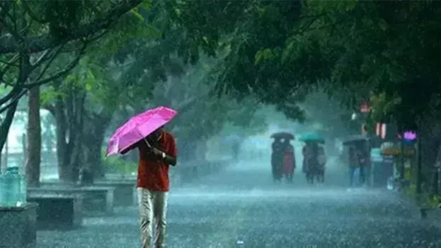 Kerala: कुछ स्थानों पर भारी बारिश का अनुमान; दो जिलों में अलर्ट