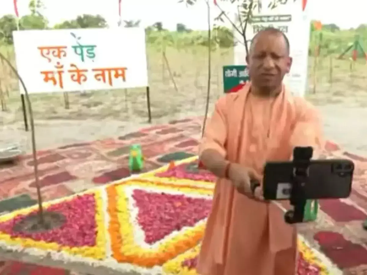 Ayodhya: सीएम योगी का हरित संदेश, अयोध्या से महाअभियान का शुभारंभ