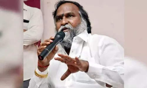 Jagga Reddy ने प्रेस क्लब को ताड़ी का अड्डा कहा, मीडिया में नाराजगी Jagga Reddy ने प्रेस क्लब को ताड़ी का अड्डा कहा, मीडिया में नाराजगी