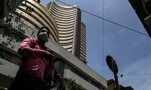 सेंसेक्स 176 अंक की गिरावट के साथ बंद, वेदांता के शेयर 3 प्रतिशत से अधिक लुढ़के सेंसेक्स 176 अंक की गिरावट के साथ बंद, वेदांता के शेयर 3 प्रतिशत से अधिक लुढ़के