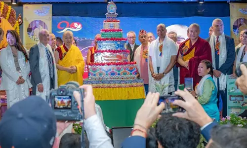 न्यूयॉर्क में तिब्बती संगठनों ने 6 July को 14वां दलाई लामा दिवस घोषित किया न्यूयॉर्क में तिब्बती संगठनों ने 6 July को 14वां दलाई लामा दिवस घोषित किया