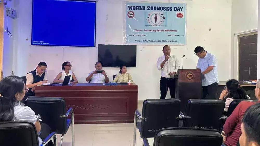 DMU में विश्व जूनोसिस दिवस मनाया गया DMU में विश्व जूनोसिस दिवस मनाया गया