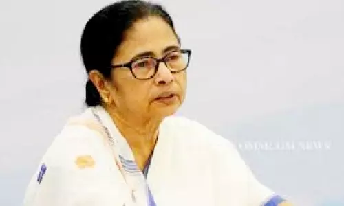 Assam सरकार बंगाल के निवासियों को विदेशी घुसपैठिया बताकर परेशान कर रही