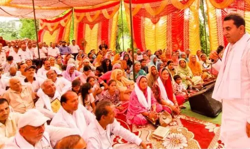 कबीर जी की शिक्षाएं आज भी प्रासंगिक: Jasrotia कबीर जी की शिक्षाएं आज भी प्रासंगिक: Jasrotia