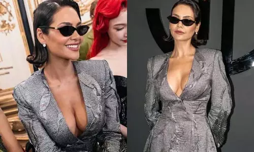 Esha Gupta : पेरिस फैशन वीक में बोल्डनेस का तड़का लगाया