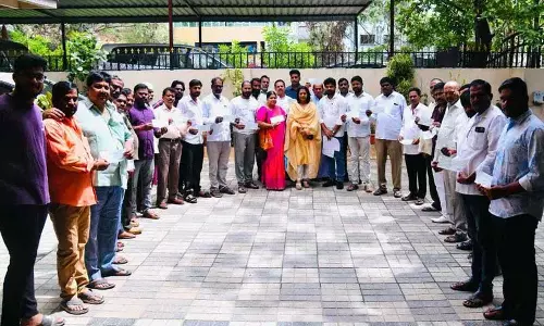 देवी के मंदिरों में बिना किसी परेशानी के जाएं: मेयर विजयलक्ष्मी देवी के मंदिरों में बिना किसी परेशानी के जाएं: मेयर विजयलक्ष्मी