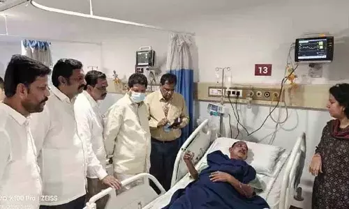 मिलावटी ताड़ी पीने से 11 लोग बीमार मिलावटी ताड़ी पीने से 11 लोग बीमार