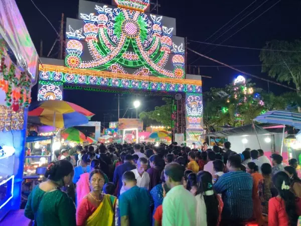 भारी बारिश के बावजूद Tripura में ख़र्ची पूजा धूमधाम और भक्ति के साथ संपन्न हुई भारी बारिश के बावजूद Tripura में ख़र्ची पूजा धूमधाम और भक्ति के साथ संपन्न हुई