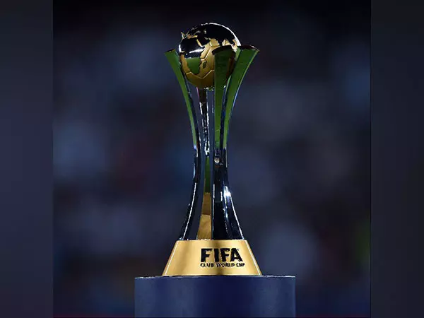 रियल मैड्रिड को 4-0 से हराकर PSG फीफा क्लब विश्व कप फाइनल में चेल्सी से भिड़ने को तैयार रियल मैड्रिड को 4-0 से हराकर PSG फीफा क्लब विश्व कप फाइनल में चेल्सी से भिड़ने को तैयार