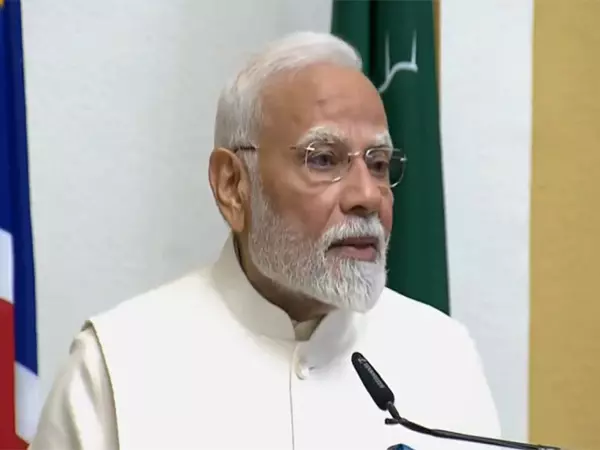 अफ्रीका के साथ भारत प्रतिस्पर्धा नहीं, बल्कि सहयोग चाहता है: PM Modi अफ्रीका के साथ भारत प्रतिस्पर्धा नहीं, बल्कि सहयोग चाहता है: PM Modi