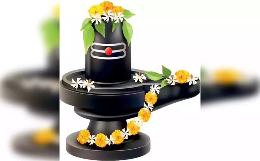 भोलेनाथ को प्रसन्न करने के लिए सावन में करें ये खास उपाय, मिलेगा आशीर्वाद भोलेनाथ को प्रसन्न करने के लिए सावन में करें ये खास उपाय, मिलेगा आशीर्वाद