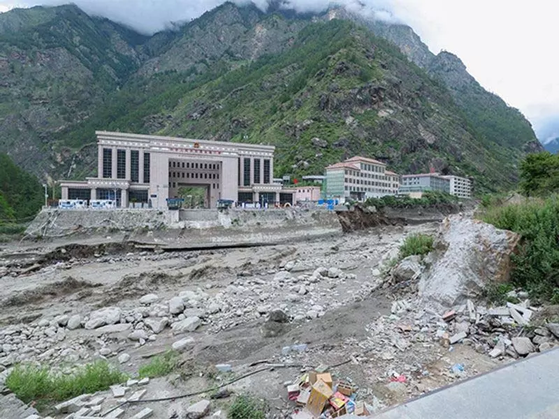 रसुवा बाढ़ के बाद नेपाली सांसदों ने चीन से सीमा पार सूचना साझा करने की मांग की रसुवा बाढ़ के बाद नेपाली सांसदों ने चीन से सीमा पार सूचना साझा करने की मांग की