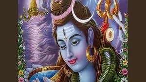 Sawan 2025: इन लोगों को सावन में सोमवार का व्रत नहीं रखना चाहिए, जानें कारण Sawan 2025: इन लोगों को सावन में सोमवार का व्रत नहीं रखना चाहिए, जानें कारण
