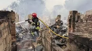 रूस ने यूक्रेन पर रात भर में रिकॉर्ड 728 ड्रोन दागे रूस ने यूक्रेन पर रात भर में रिकॉर्ड 728 ड्रोन दागे