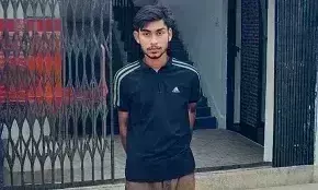 Shahjahanpur: डिजिटल ठगी के मास्टरमाइंड पर पुलिस का शिकंजा Shahjahanpur: डिजिटल ठगी के मास्टरमाइंड पर पुलिस का शिकंजा