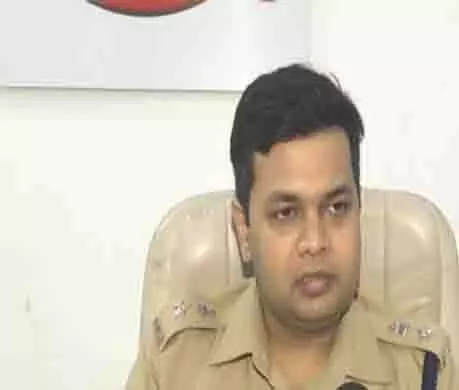 Bhopal में मानव तस्करी के आरोप में महिला गिरफ्तार Bhopal में मानव तस्करी के आरोप में महिला गिरफ्तार