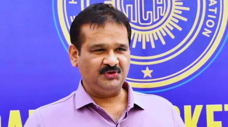 आईपीएल टिकट घोटाले में हैदराबाद क्रिकेट प्रमुख समेत 4 अन्य गिरफ्तार आईपीएल टिकट घोटाले में हैदराबाद क्रिकेट प्रमुख समेत 4 अन्य गिरफ्तार
