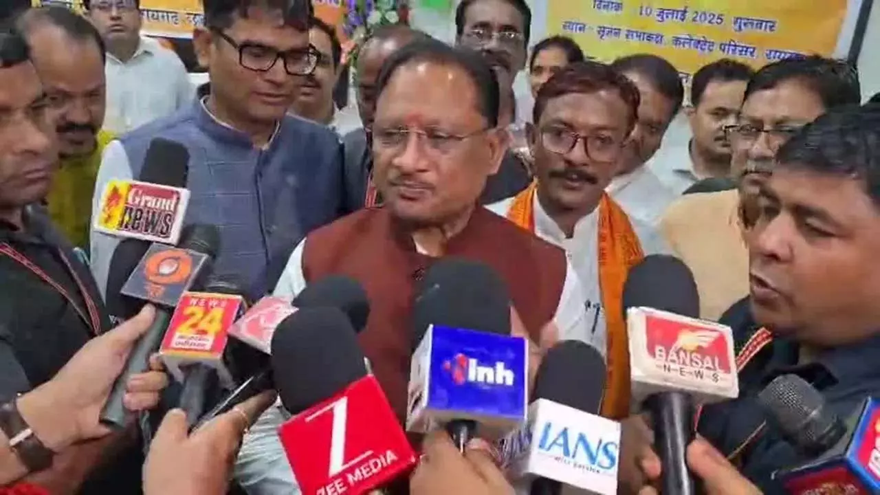 गिरफ्तार होंगे सस्पेंड हुए 22 आबकारी अफसर, CM ने कह दिया नहीं छोड़ेंगे भ्रष्टाचारियों को गिरफ्तार होंगे सस्पेंड हुए 22 आबकारी अफसर, CM ने कह दिया नहीं छोड़ेंगे भ्रष्टाचारियों को