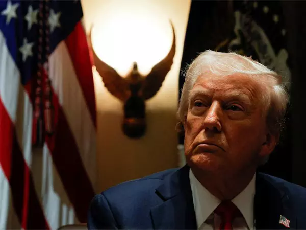 Trump ने अफ़ग़ानिस्तान से सैनिकों की वापसी को अमेरिकी इतिहास का सबसे शर्मनाक क्षण बताया Trump ने अफ़ग़ानिस्तान से सैनिकों की वापसी को अमेरिकी इतिहास का सबसे शर्मनाक क्षण बताया