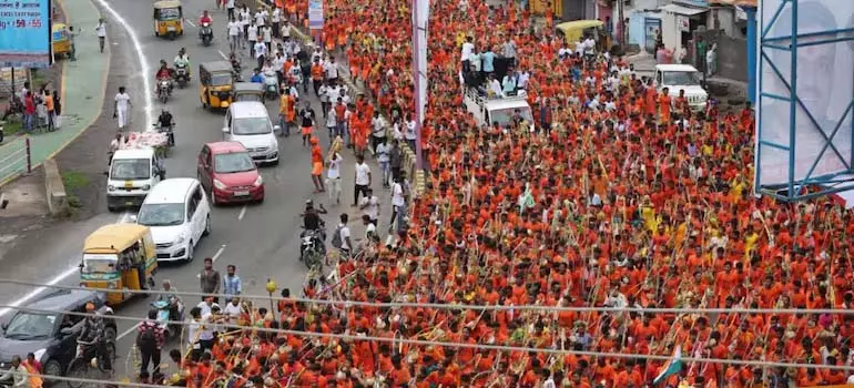UP में कांवड़ यात्रा मार्गों पर शराब की दुकानें बंद रहेंगी UP में कांवड़ यात्रा मार्गों पर शराब की दुकानें बंद रहेंगी