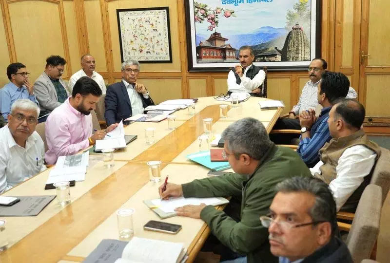 Himachal सरकार ने राजस्व संशोधन शक्तियों का विकेंद्रीकरण संभागीय आयुक्तों को किया Himachal सरकार ने राजस्व संशोधन शक्तियों का विकेंद्रीकरण संभागीय आयुक्तों को किया