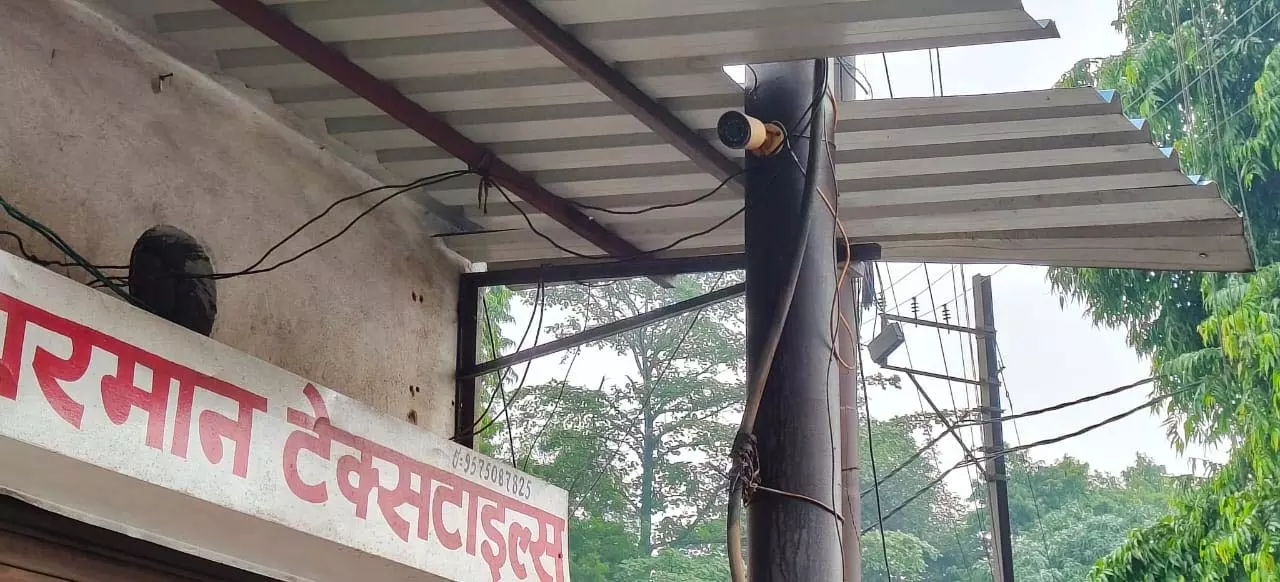 होटल मेजबान संचालक अभियान से जुड़कर सुरक्षा के लिए लगाया सीसीटीवी होटल मेजबान संचालक अभियान से जुड़कर सुरक्षा के लिए लगाया सीसीटीवी