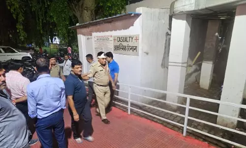 प्लेटफार्म में रेल कर्मचारी की हत्या, कातिल ने ट्रेन से कटकर किया सुसाइड