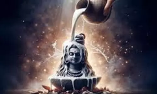 Sawan 2025: सावन और सोमवार को भगवान शंकर की पूजा का है विशेष महत्व, 11 जुलाई से शुरू होगा सावन का पवित्र महीना Sawan 2025: सावन और सोमवार को भगवान शंकर की पूजा का है विशेष महत्व, 11 जुलाई से शुरू होगा सावन का पवित्र महीना