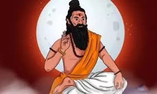 Guru Purnima 2025: गुरु को गोविंद से भी ऊंचा दर्जा प्राप्त है,गुरु पूर्णिमा पर कबीर के अनमोल दोहों से जानें गुरु की महिमा Guru Purnima 2025: गुरु को गोविंद से भी ऊंचा दर्जा प्राप्त है,गुरु पूर्णिमा पर कबीर के अनमोल दोहों से जानें गुरु की महिमा