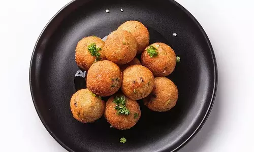 Sabudana Cutlet : व्रत में थकने की जरूरत नहीं, आसानी से तैयार करें साबुदाना कटलेट