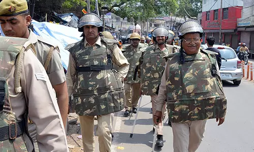 कांवड़ यात्रा के दौरान सुरक्षा के लिए यूपी पुलिस ने RAF, क्यूआरटी और आतंकवाद निरोधी दस्ते तैनात किए