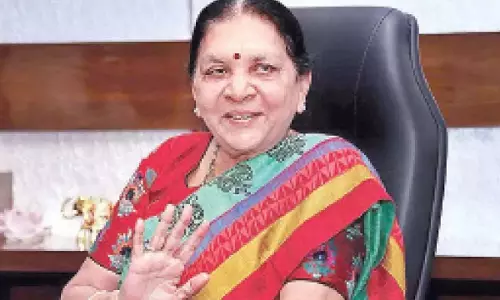Karnataka: यूपी के राज्यपाल ने खुश-हाल वन महाअभियान 2025 लॉन्च किया Karnataka: यूपी के राज्यपाल ने खुश-हाल वन महाअभियान 2025 लॉन्च किया