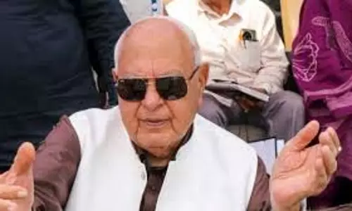 अब्दुल्ला ने पश्चिम बंगाल के लोगों से कश्मीर जाने की अपील की अब्दुल्ला ने पश्चिम बंगाल के लोगों से कश्मीर जाने की अपील की