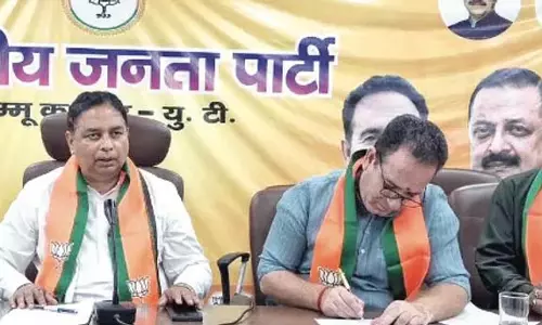 जम्मू-कश्मीर भाजपा अध्यक्ष ने बूथ स्तर संरचना मजबूत करने पर जोर दिया जम्मू-कश्मीर भाजपा अध्यक्ष ने बूथ स्तर संरचना मजबूत करने पर जोर दिया